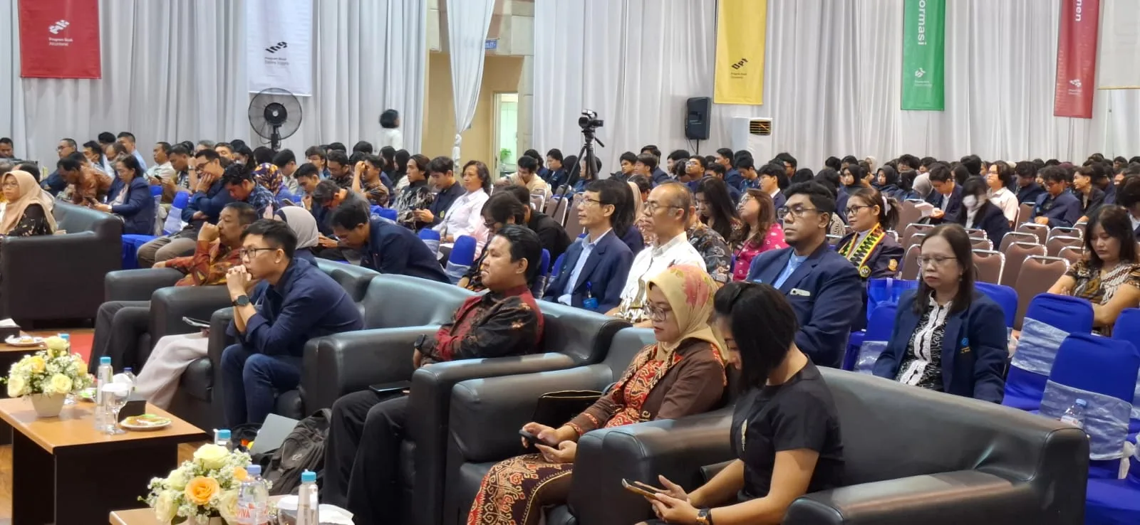 Seminar Nasional 2026 Universitas Ma Chung : Jaring Ratusan Paper dari 11 Provinsi