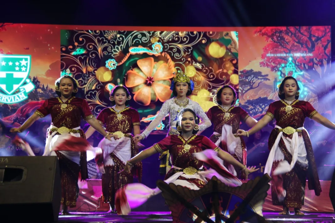 Rayakan Hari Jadi ke-75, SMAS Katolik Cor Jesu Malang Gelar Pagelaran Seni Spektakuler “Sang Mahapatih Pemersatu Nusantara” Rayakan Hari Jadi ke-75, SMAS Katolik Cor Jesu Malang Gelar Pagelaran Seni Spektakuler “Sang Mahapatih Pemersatu Nusantara”