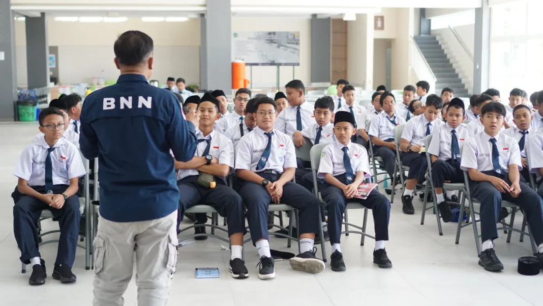Membangun Generasi Rabbani Berkarakter Mandiri: SMP Al Hikmah IIBS Gelar Program Intensif Maju Pesat 2026 Membangun Generasi Rabbani Berkarakter Mandiri: SMP Al Hikmah IIBS Gelar Program Intensif Maju Pesat 2026