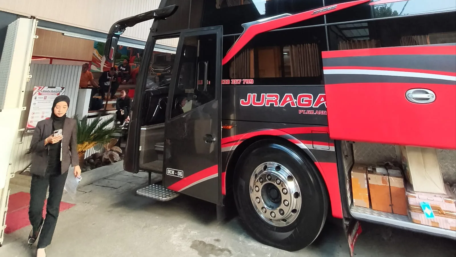 Menjajal Sleeper Bus Juragan 99 dari Malang ke Jakarta: Ketika Perjalanan Belasan Jam Berubah Menjadi Pengalaman Layaknya Hotel Berjalan
