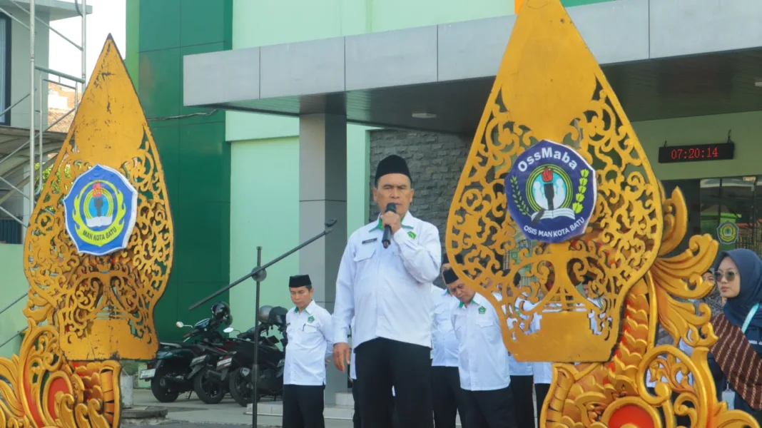 MAN Kota Batu Sambut 488 Siswa Baru dari Berbagai Penjuru Nusantara, Perkuat Karakter Lewat MATAMUDA Gemantara MAN Kota Batu Sambut 488 Siswa Baru dari Berbagai Penjuru Nusantara, Perkuat Karakter Lewat MATAMUDA Gemantara
