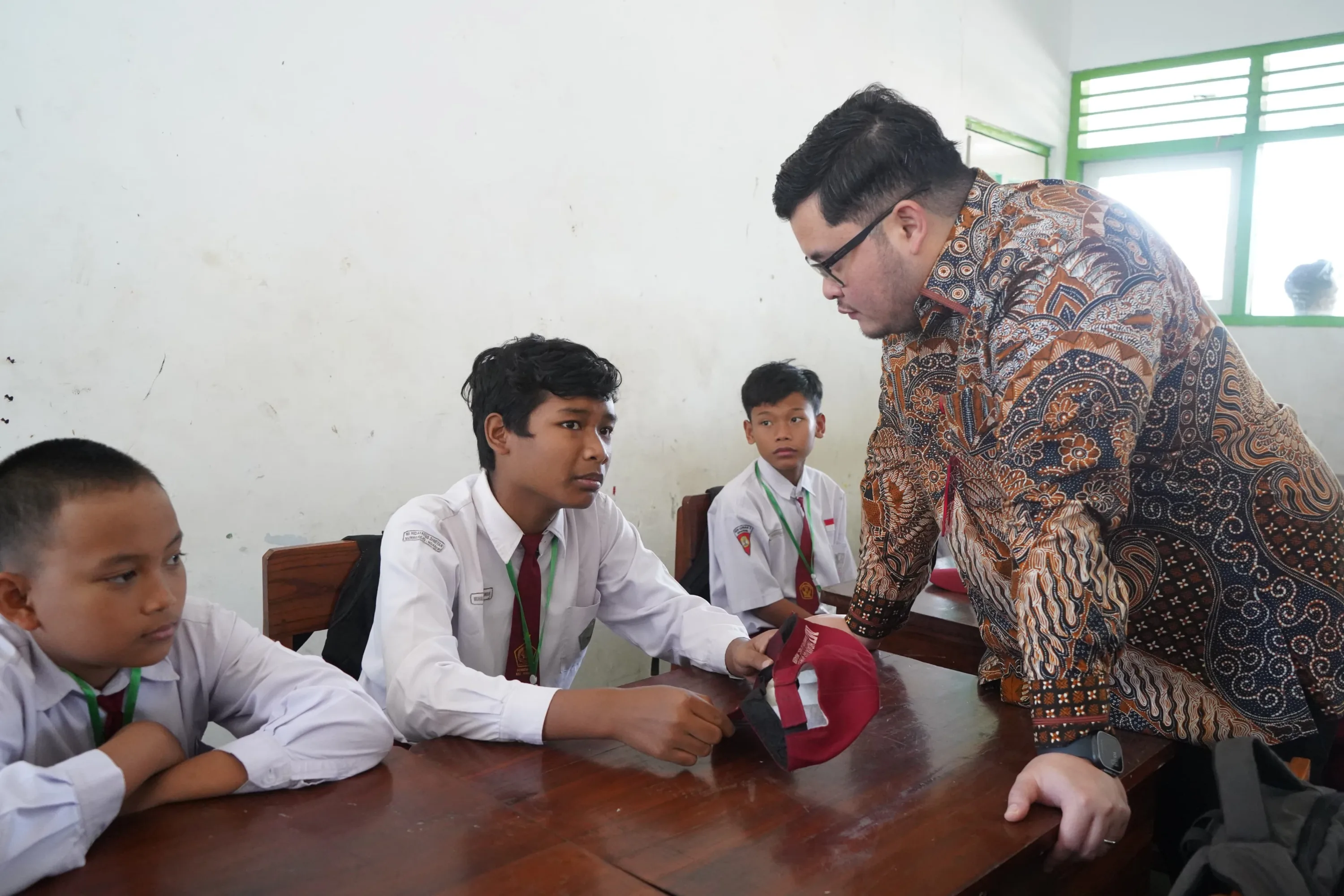 Bupati Kediri Larang Bullying dan Minta Siswa Kurangi Gadget Saat Pantau MPLS