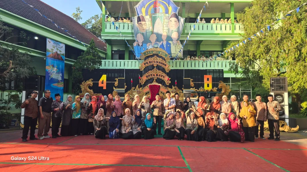 MAN Kota Batu Gelar Pesona Budaya Nusantara 2026, Siswa Kelas XII Tampilkan 12 Drama Kolosal MAN Kota Batu Gelar Pesona Budaya Nusantara 2026, Siswa Kelas XII Tampilkan 12 Drama Kolosal