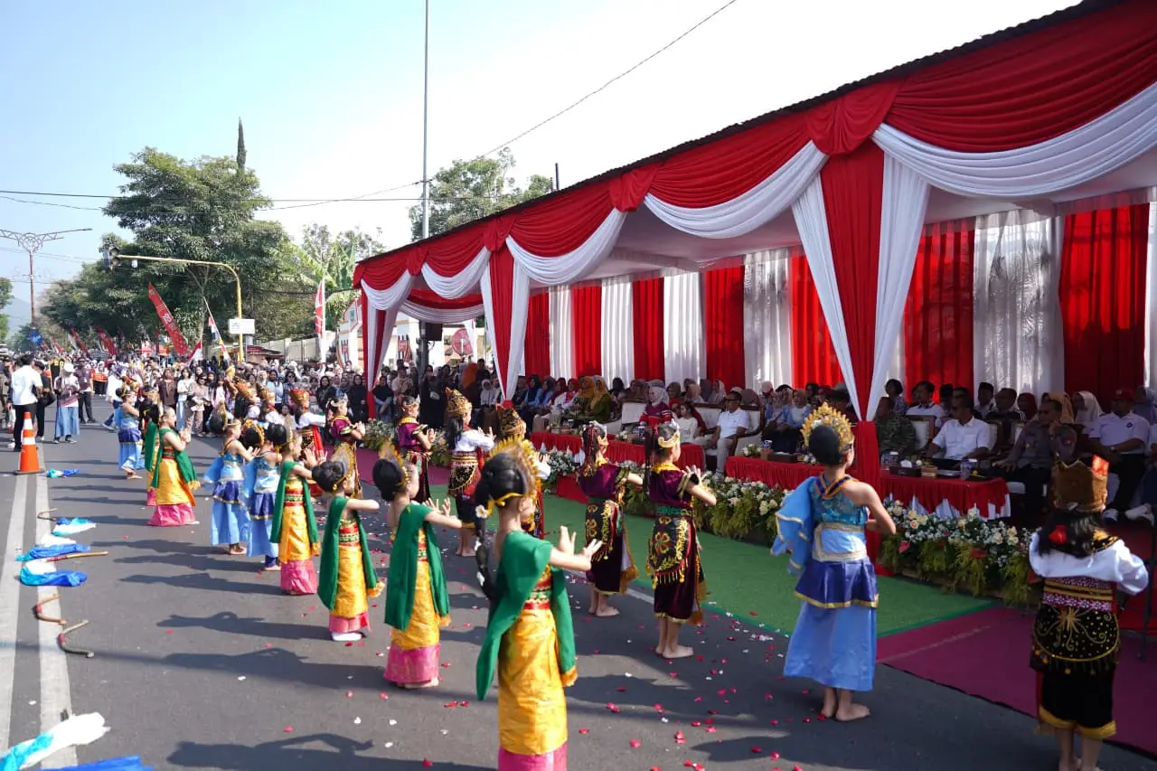 Karnaval Gebyar PAUD 2026; Cara Isi HUT ke-81 RI Lembaga PAUD se-Kota Batu Karnaval Gebyar PAUD