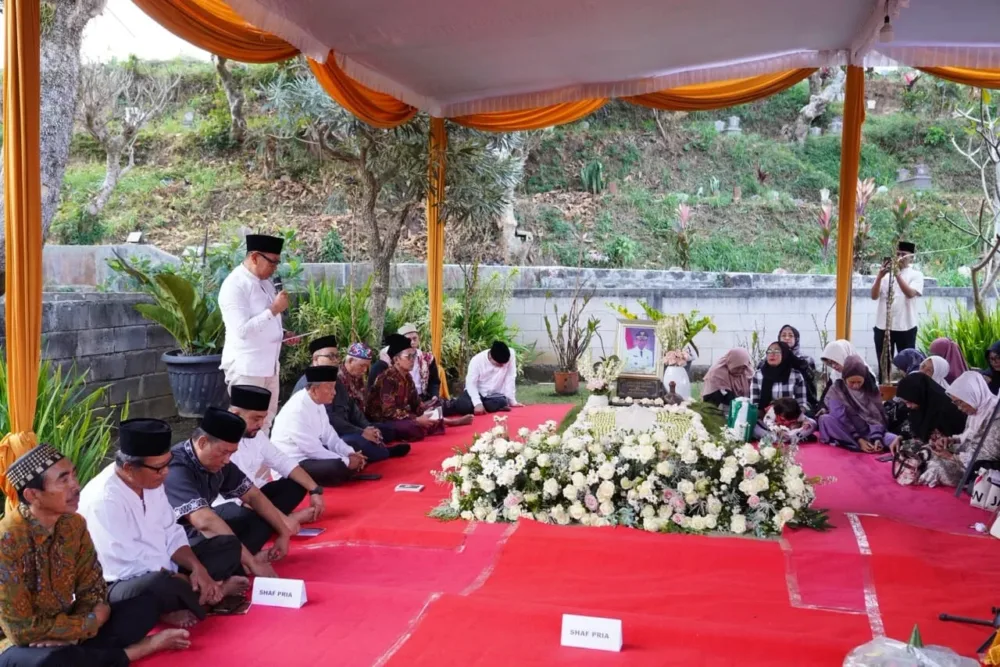 1.000 Hari Berpulangnya Eddy Rumpoko, Wali Kota Nurochman Refleksikan Warisan Karya Sang Bintang Pariwisata Batu