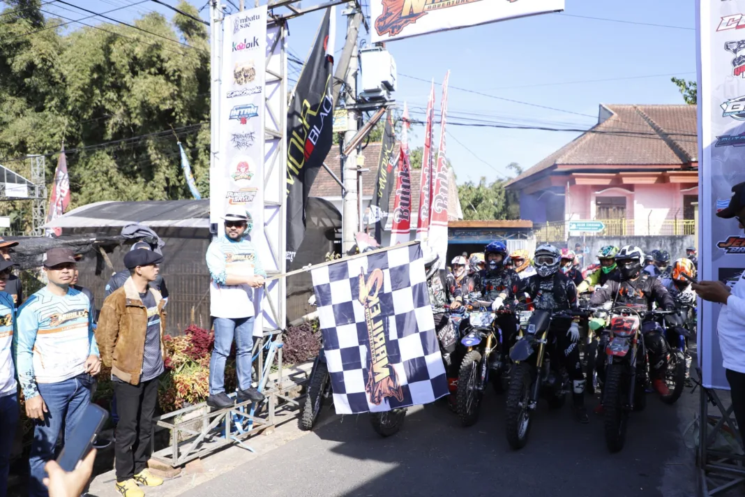 Raungan Mesin dan Misi Kebaikan, Ratusan Rider Padati Narilek 2026 di Bulukerto Raungan Mesin dan Misi Kebaikan, Ratusan Rider Padati Narilek 2026 di Bulukerto