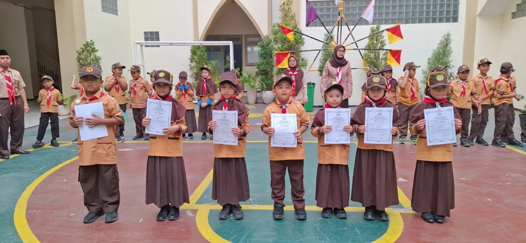 Mengejar Garuda dari SDIS 2 Mengejar Garuda dari SDIS 2