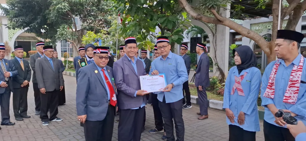 Apresiasi Kinerja Dosen dan Penguatan Mutu Warnai Peringatan HUT RI ke-81 di Unisma Apresiasi Kinerja Dosen dan Penguatan Mutu Warnai Peringatan HUT RI ke-81 di Unisma