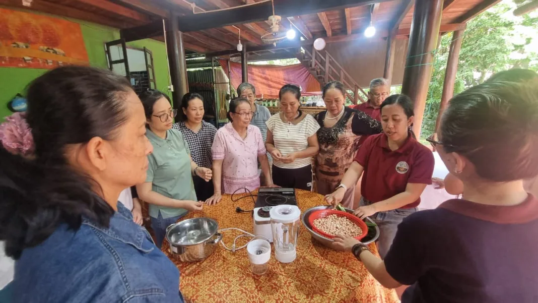 Sulap Limbah Kacang Jadi Snack Bar Bergizi, Mahasiswa UB Bawa Inovasi Zero Waste ke Vietnam Sulap Limbah Kacang Jadi Snack Bar Bergizi, Mahasiswa UB Bawa Inovasi Zero Waste ke Vietnam