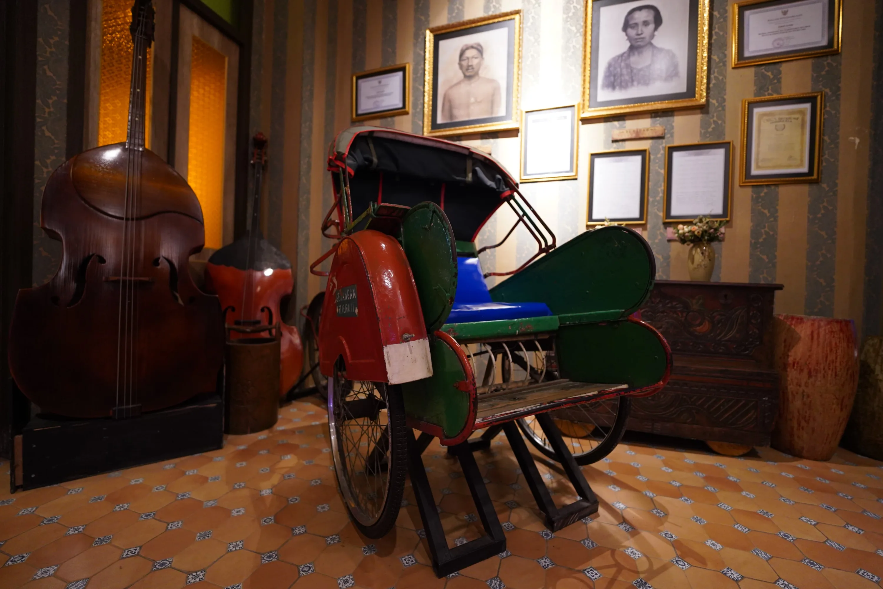 Mengenal Gesang, MaestroKeroncong Indonesia dan Pencipta Bengawan Solo di Museum MusikDunia Jatim Park 3 Jatim Park