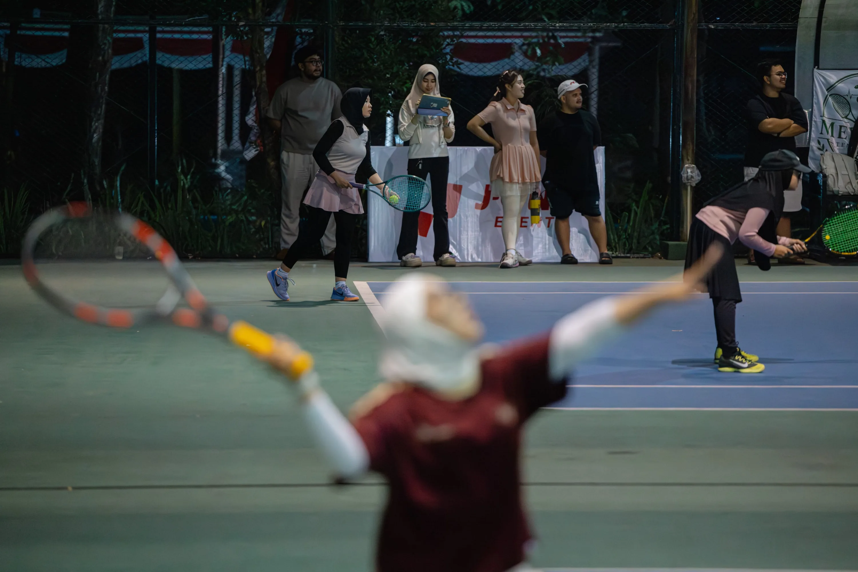 Tenis
