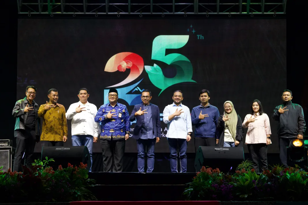 Seperempat Abad Kota Batu, Melangkah Bersama Menuju Panggung Dunia Lewat Logo Baru HUT ke-25 Seperempat Abad Kota Batu, Melangkah Bersama Menuju Panggung Dunia Lewat Logo Baru HUT ke-25